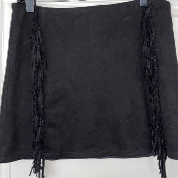 Black Fringe Chelsea & Violet Mini Skirt - Picture 1 of 3